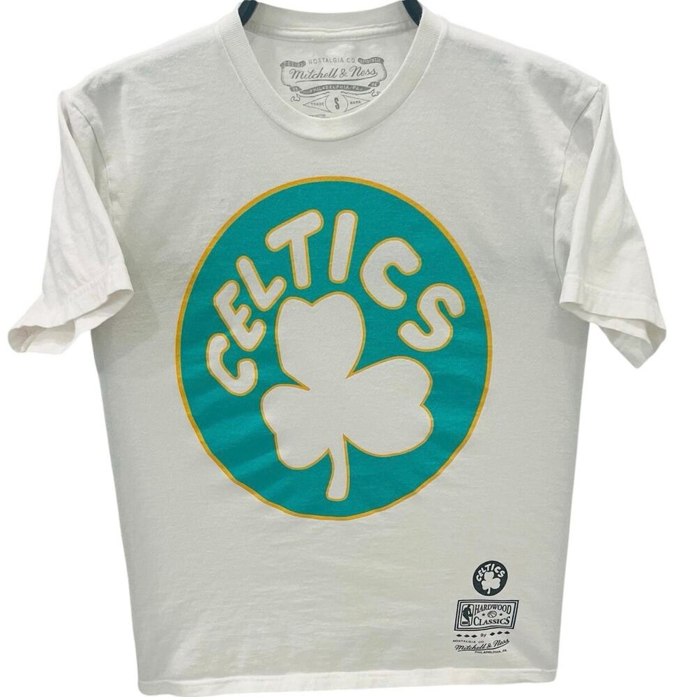 Mitchell & Ness Boston Celtics T-Shirt Size Small White Hardwood Classics NBA